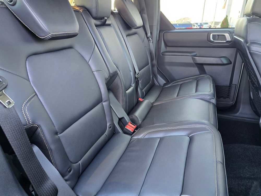 New 2026 Ford Bronco Badlands image 21