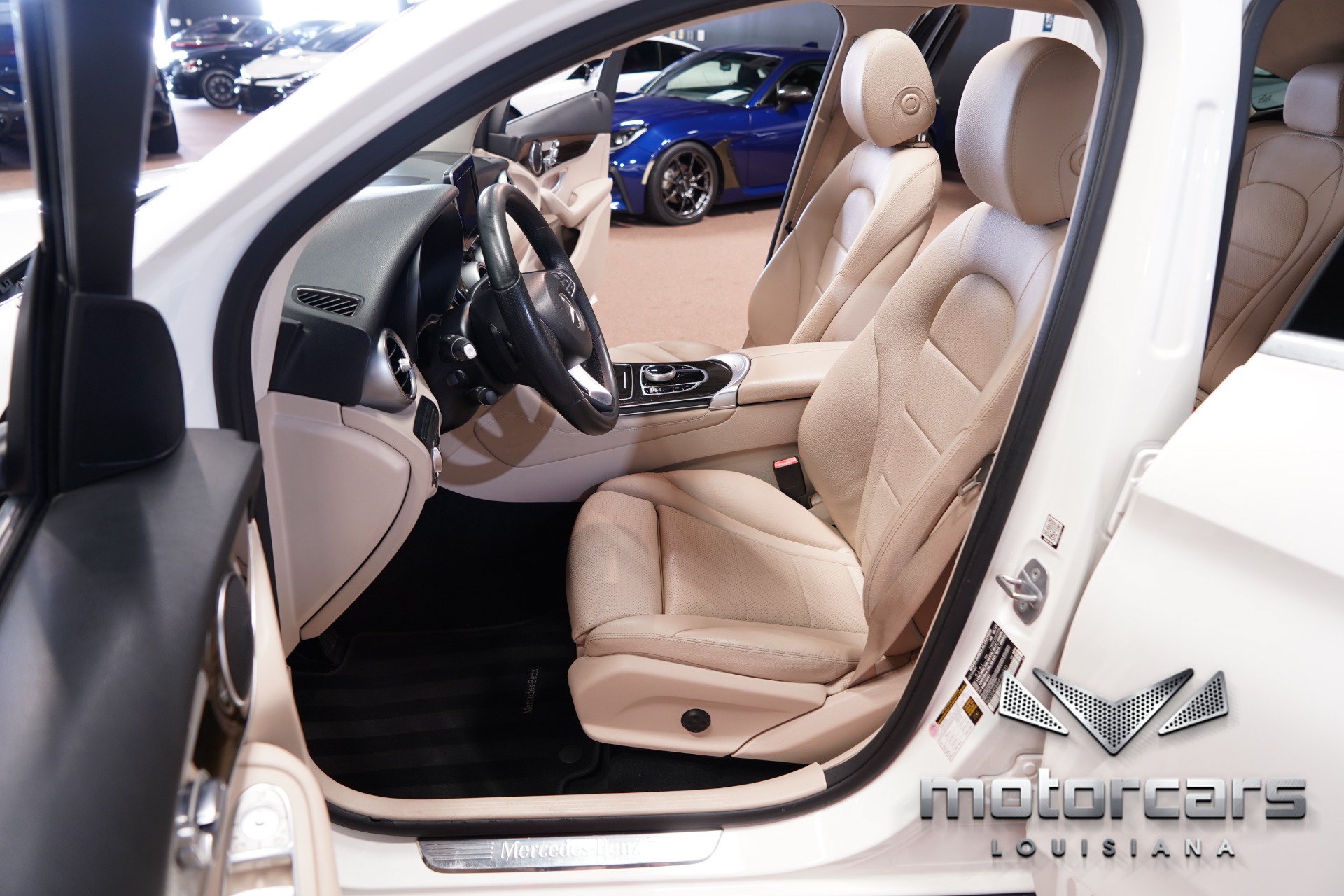 Used 2017 Mercedes-Benz GLC 300 4MATIC Coupe image 22