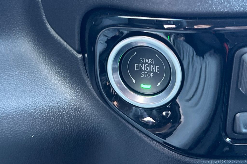 New 2026 GMC Sierra 1500 SLE image 19