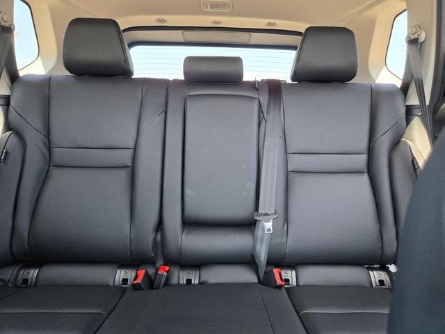 New 2026 Nissan Rogue Dark Armor FWD image 10