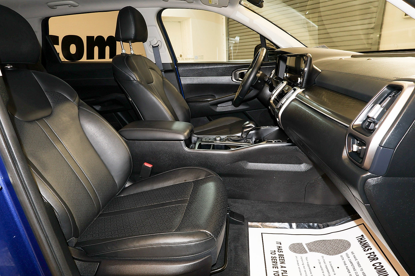 Used 2022 Kia Sorento S w/ Panoramic Sunroof Package FWD image 17
