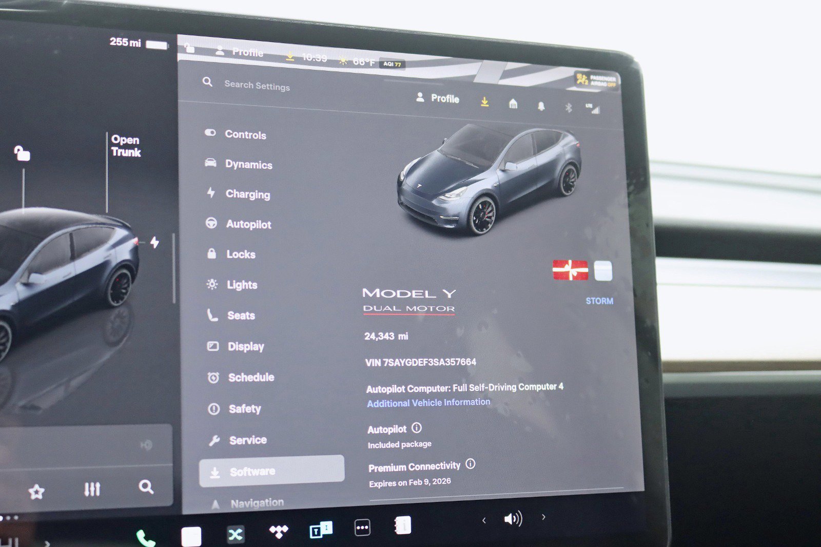 Used 2025 Tesla Model Y Performance image 26