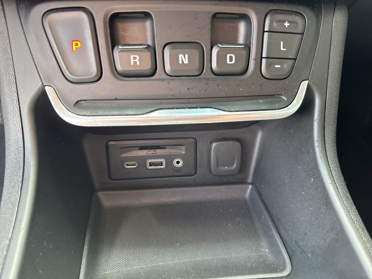 Used 2020 GMC Terrain SLT image 28