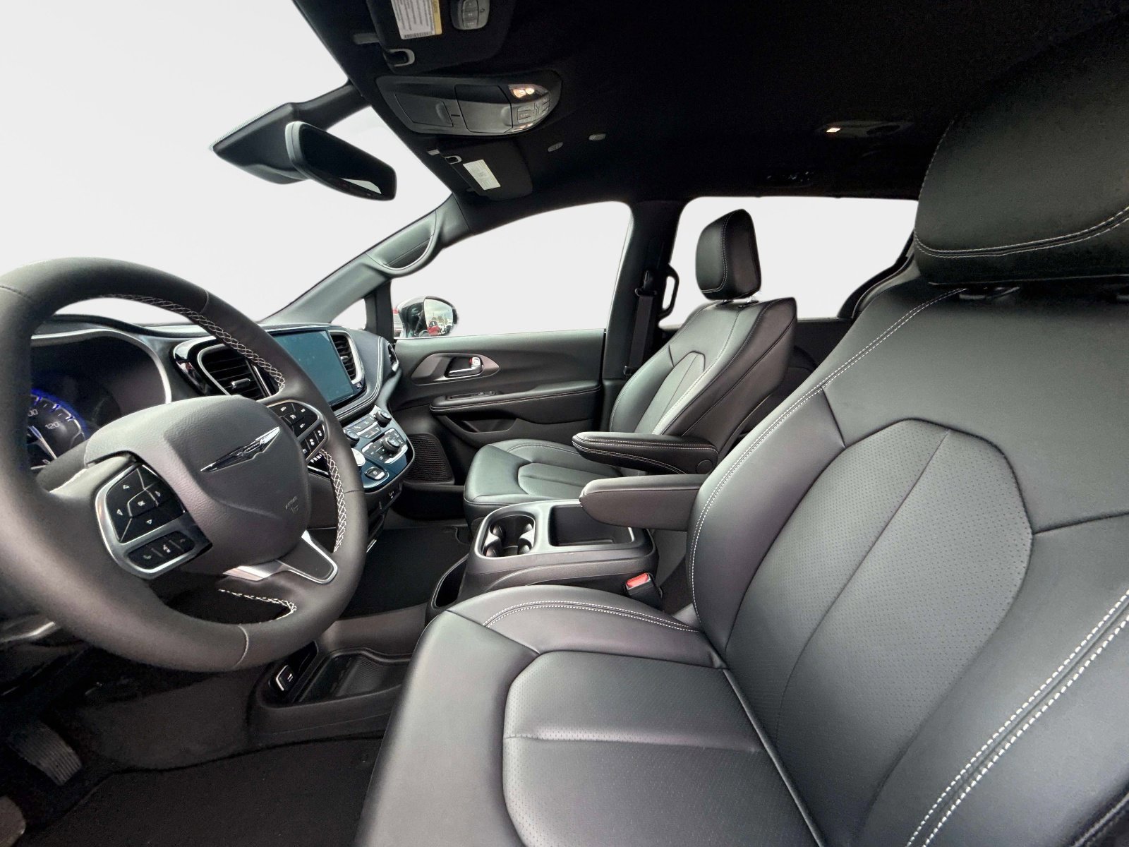 New 2026 Chrysler Pacifica Select image 23