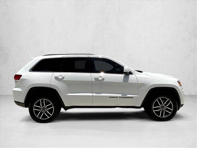 Used 2020 Jeep Grand Cherokee Laredo w/ Laredo X Package RWD image 5
