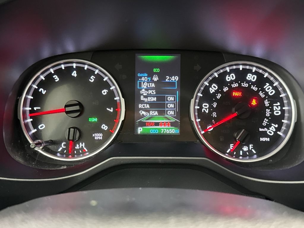 Used 2022 Toyota RAV4 XLE AWD/4WD image 23