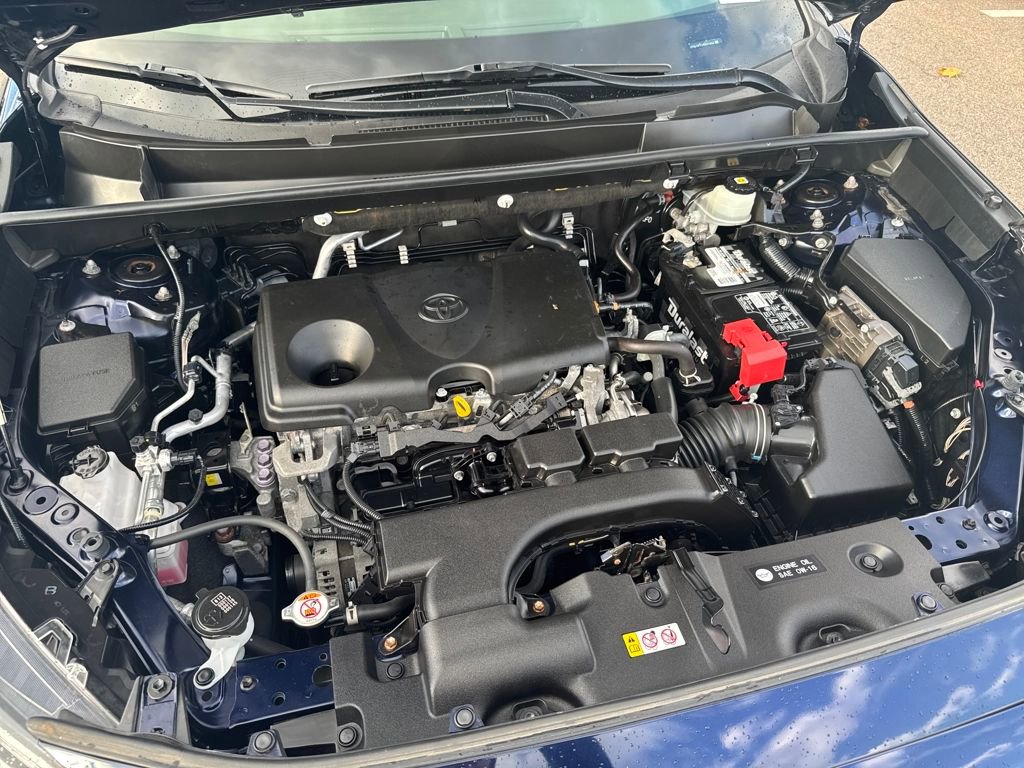 Used 2021 Toyota RAV4 XLE Premium image 42