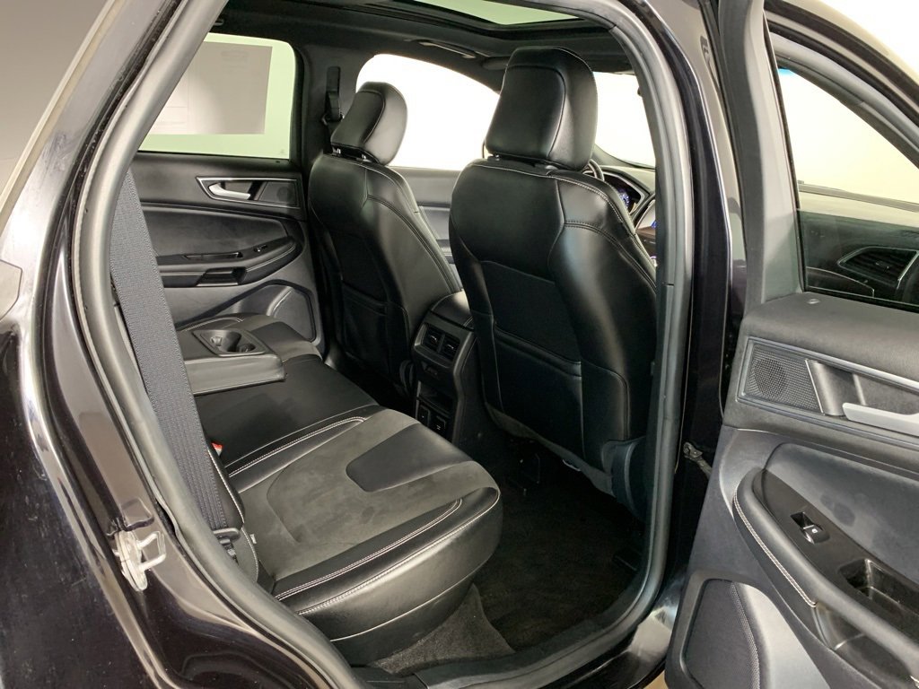 Used 2020 Ford Edge ST w/ Equipment Group 401A image 26