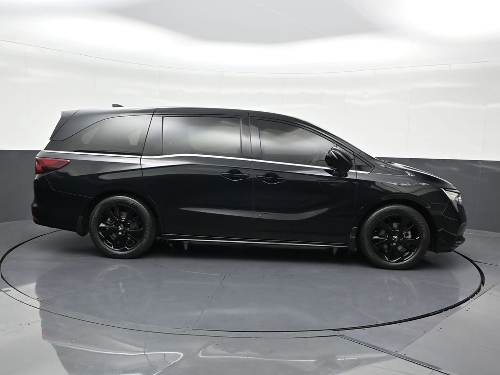 Used 2024 Honda Odyssey Sport image 6