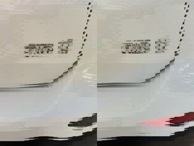 Used 2024 Chevrolet Equinox LT image 9