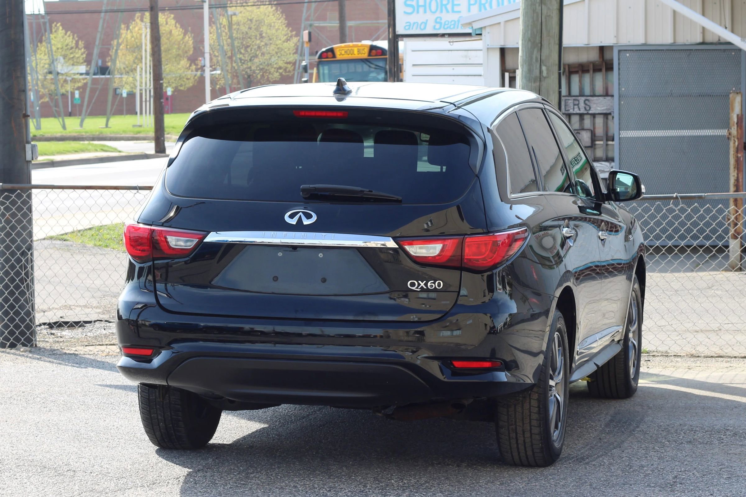 Used 2016 INFINITI QX60 Luxe AWD/4WD image 8