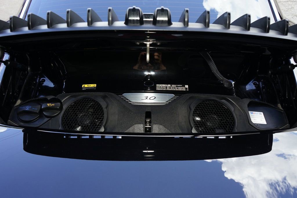 Used 2022 Porsche 911 Carrera image 28