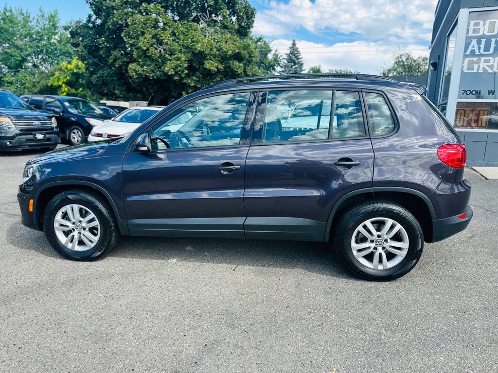 Used 2016 Volkswagen Tiguan S image 4