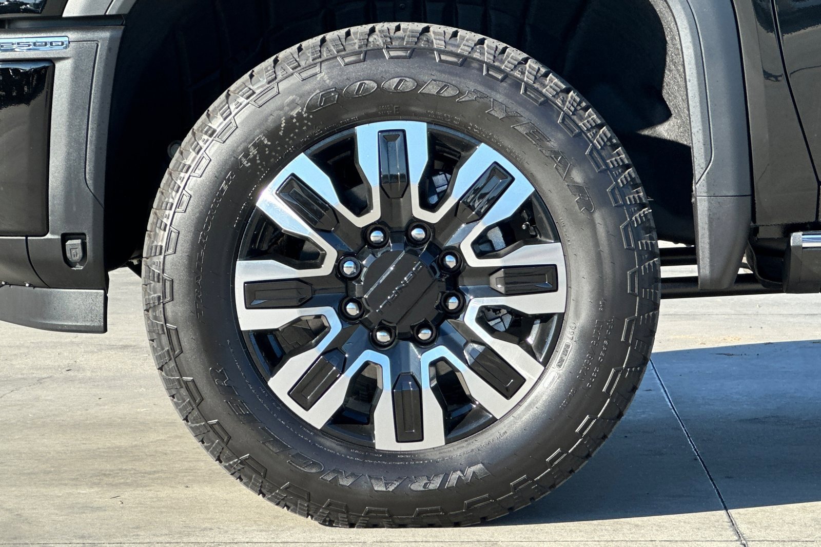 New 2026 GMC Sierra 2500 Denali Ultimate w/ Max Trailering Package image 26