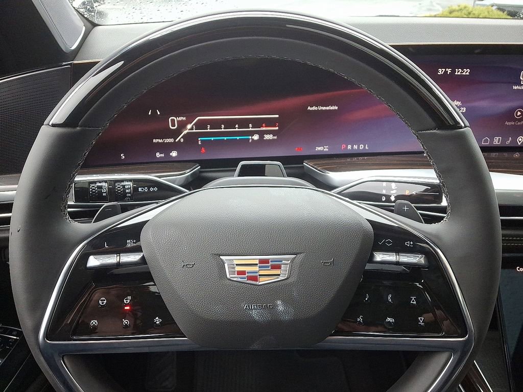 New 2026 Cadillac Escalade ESV Luxury w/ Touring Package image 9