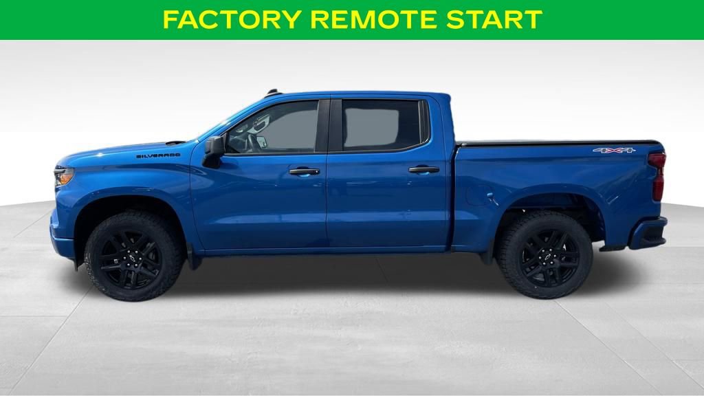 Used 2022 Chevrolet Silverado 1500 Custom w/ LPO, Dark Essentials Package AWD/4WD image 7