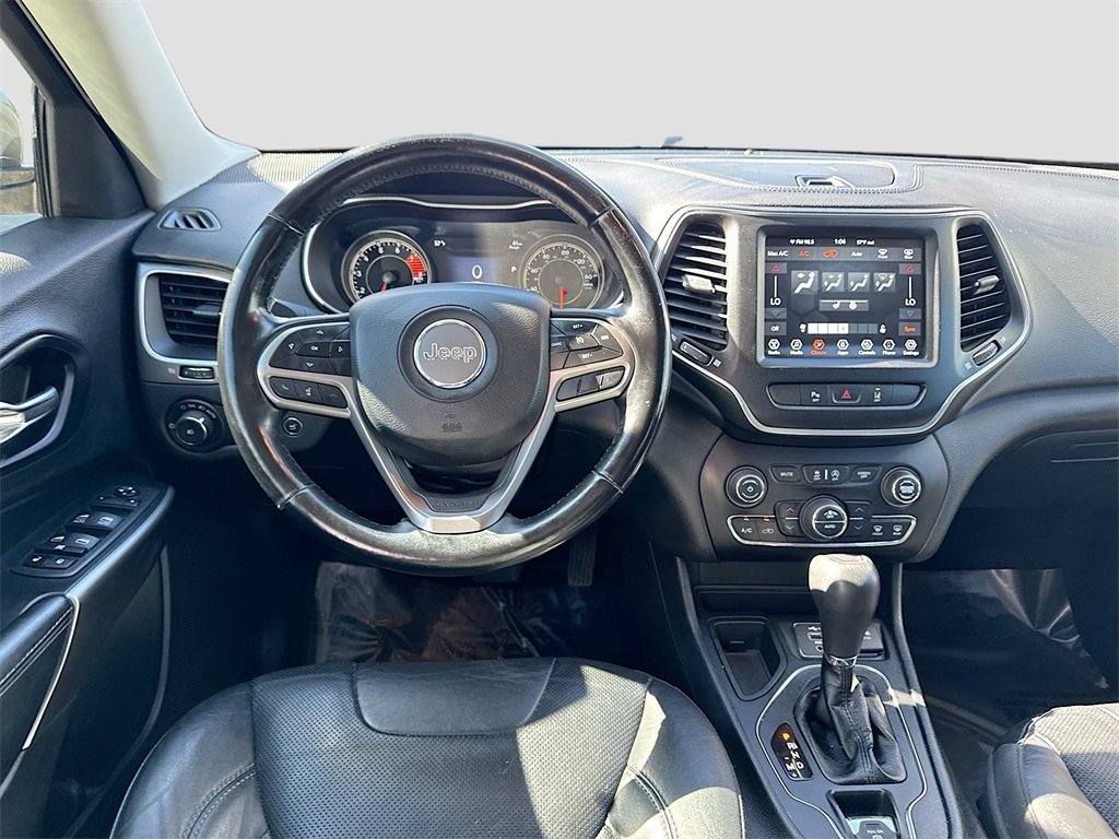 Used 2021 Jeep Cherokee Latitude Lux w/ Comfort/Convenience Group image 21