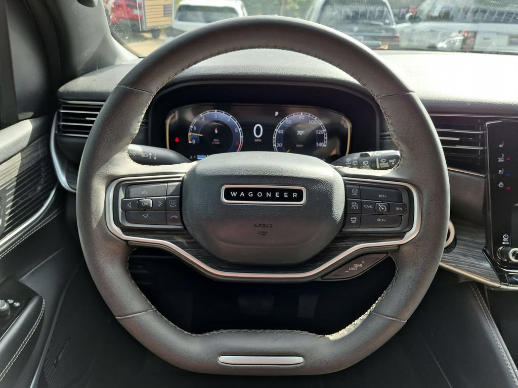 Used 2022 Jeep Wagoneer Series II AWD/4WD image 20