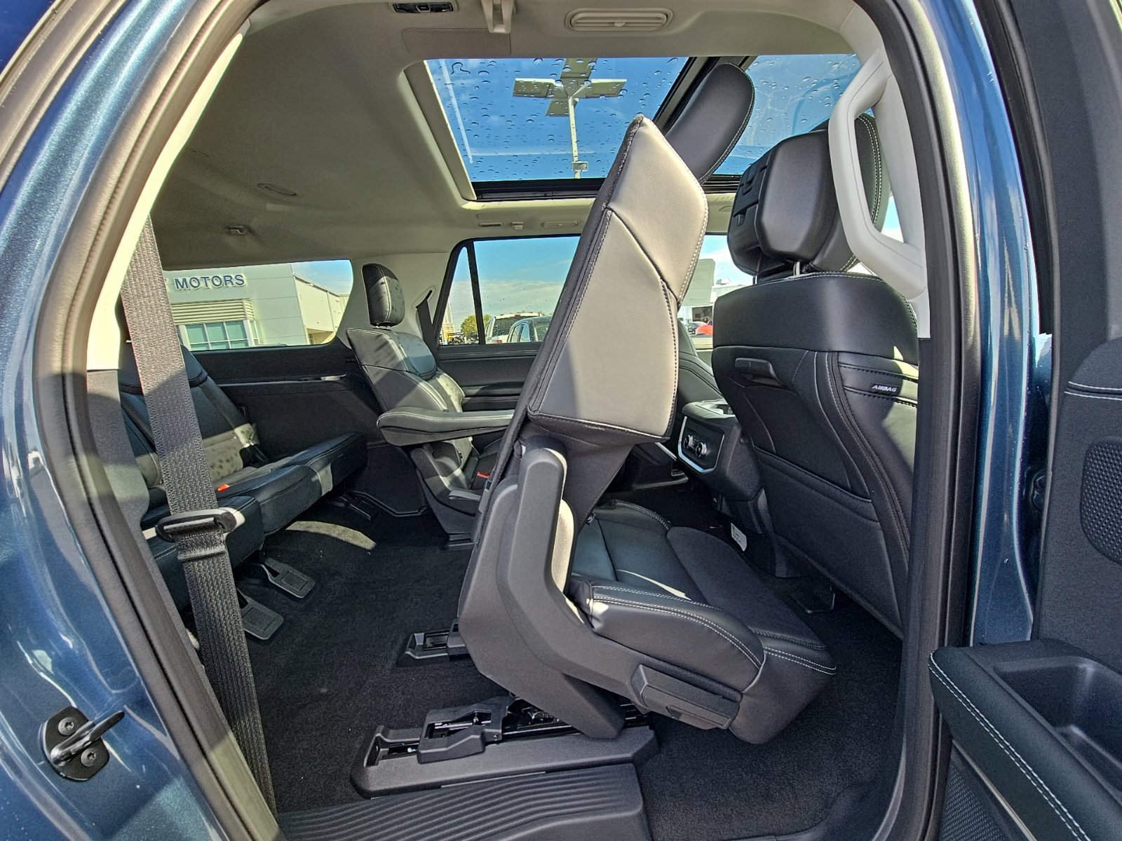 New 2027 Ford Expedition Max Platinum w/ Driver's Package AWD/4WD image 44