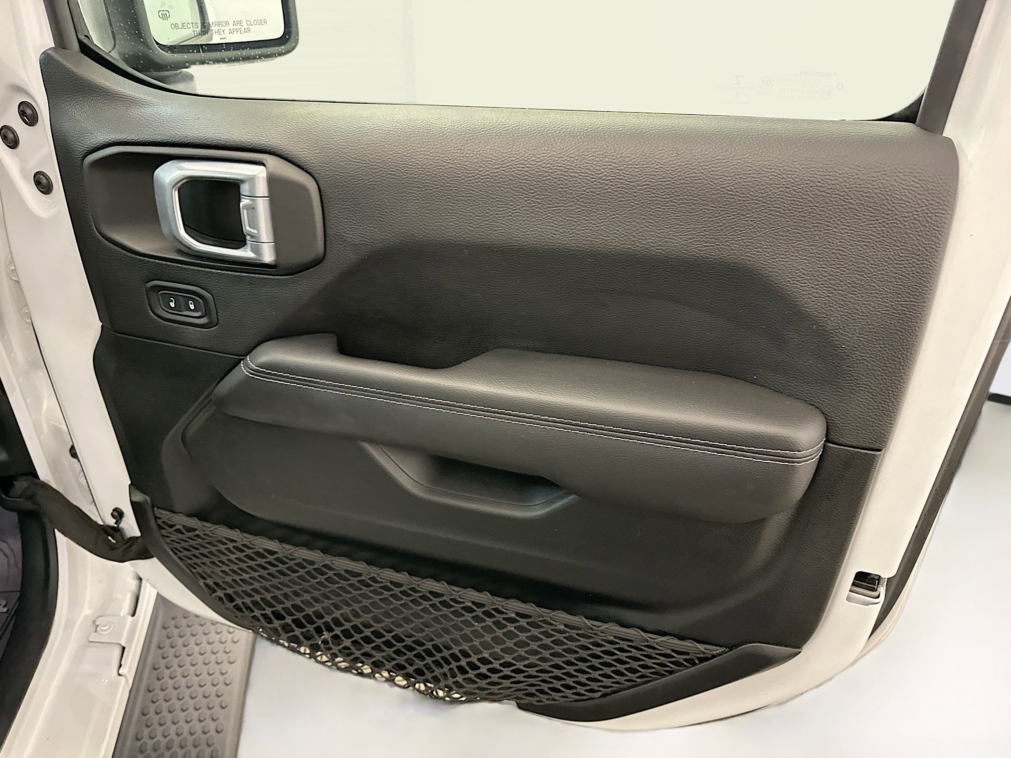 Used 2021 Jeep Wrangler Unlimited Sahara AWD/4WD image 33