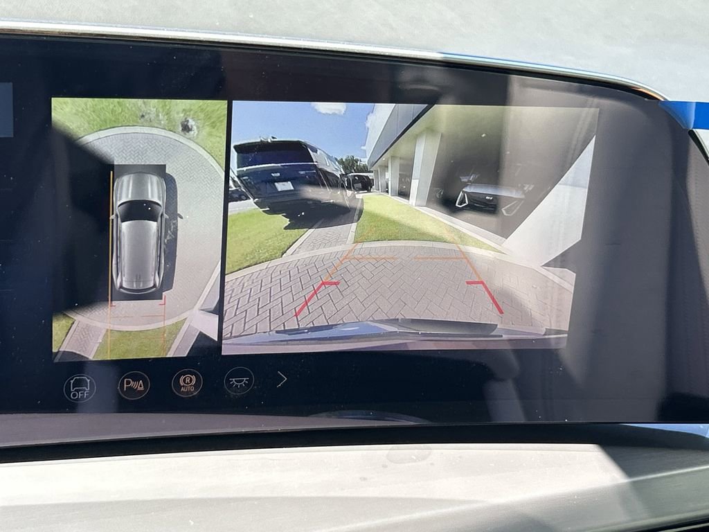 New 2026 Cadillac Vistiq Luxury image 25
