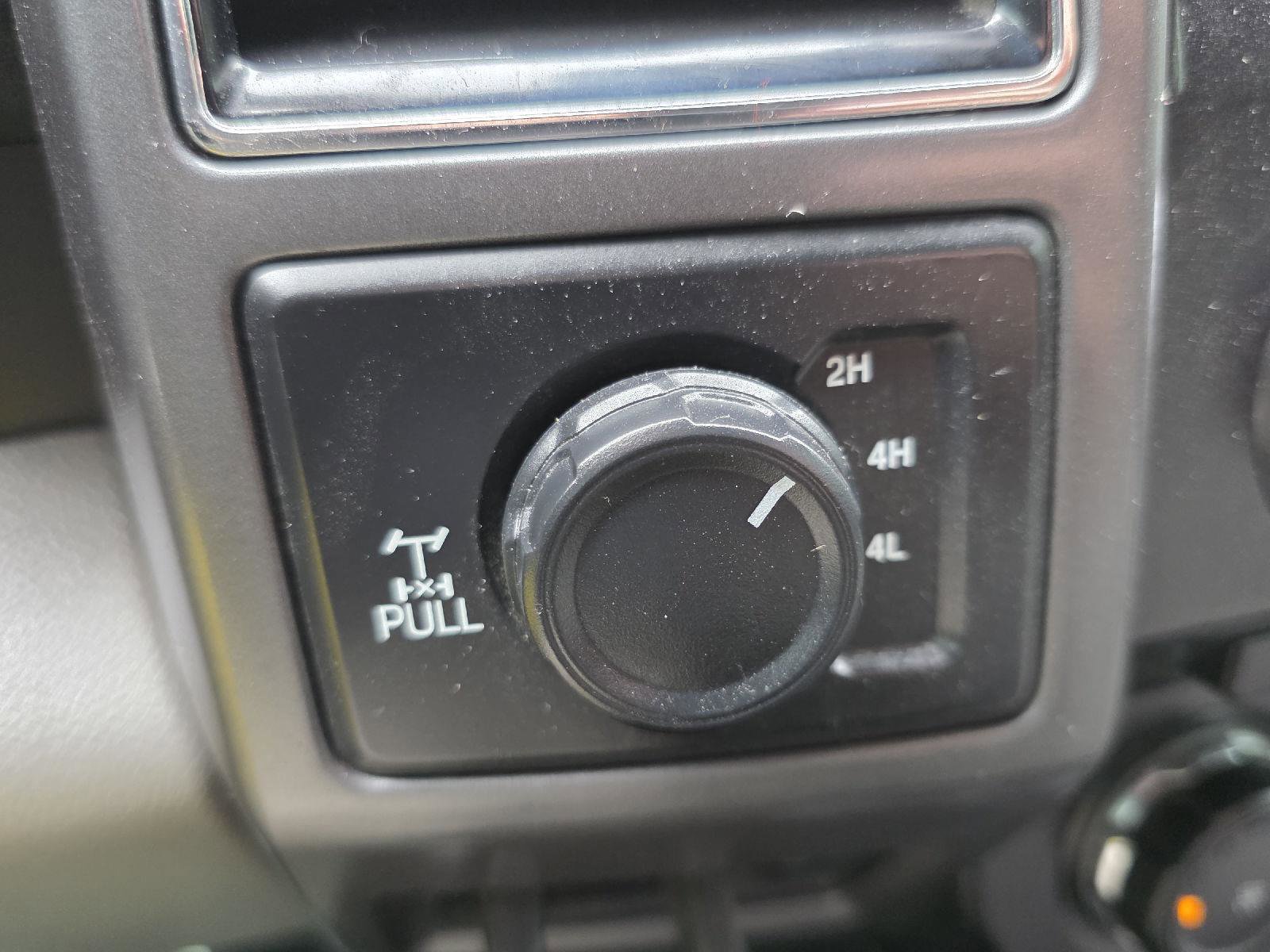 Used 2018 Ford F250 XLT w/ Snow Plow Prep Package AWD/4WD image 16