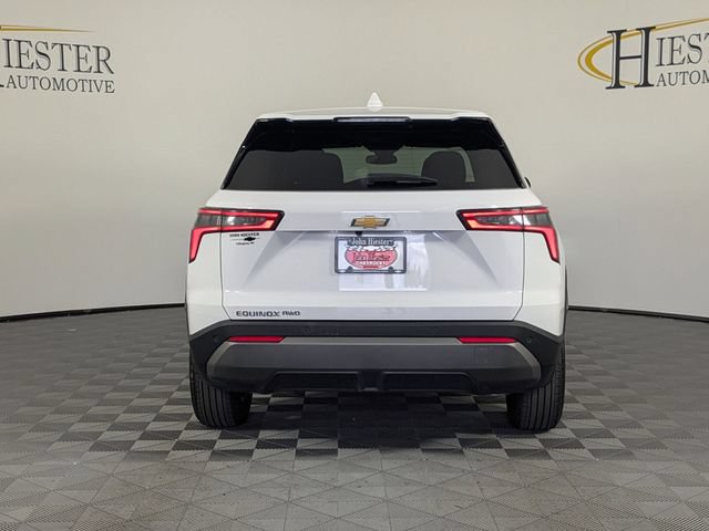 Used 2025 Chevrolet Equinox LT AWD/4WD image 3