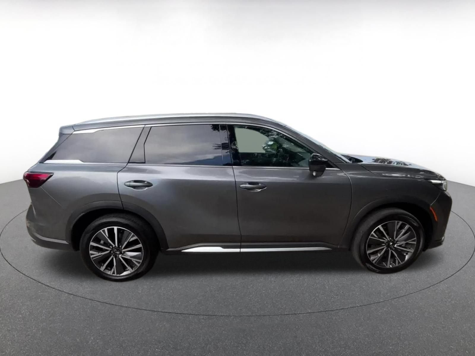 Used 2026 INFINITI QX60 Luxe FWD image 16