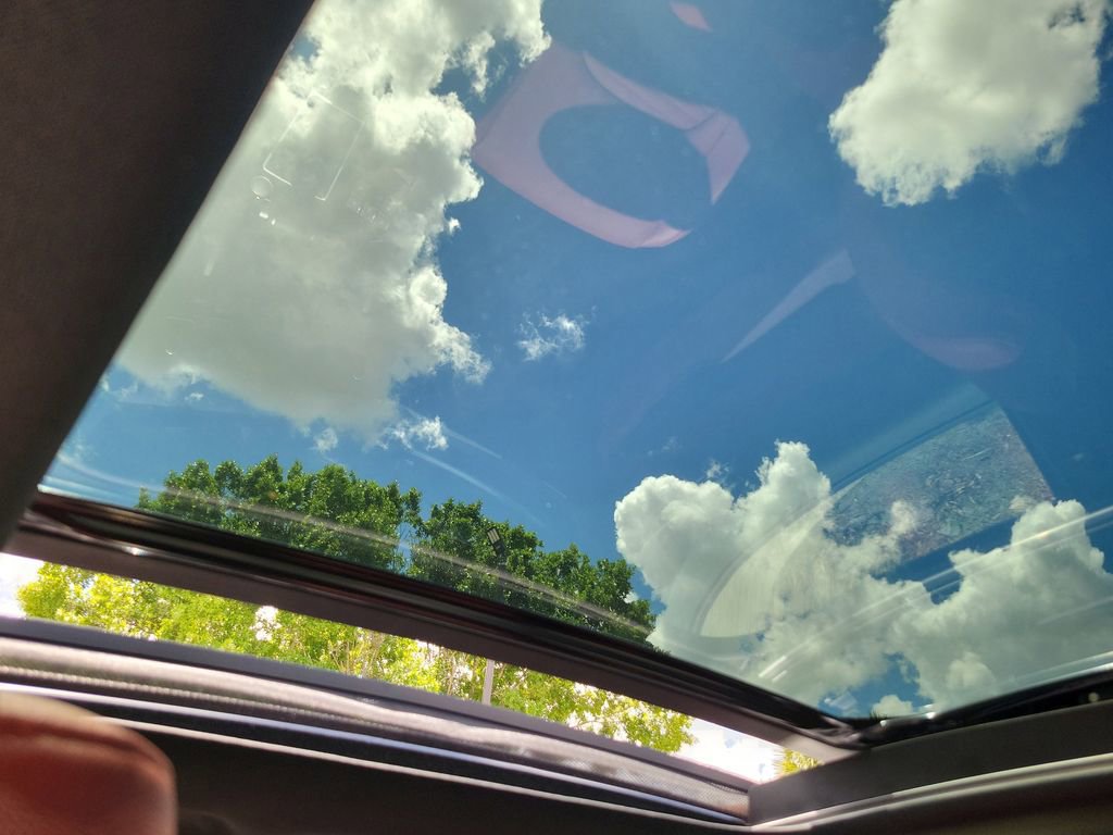 Used 2025 Kia Sportage SX image 20