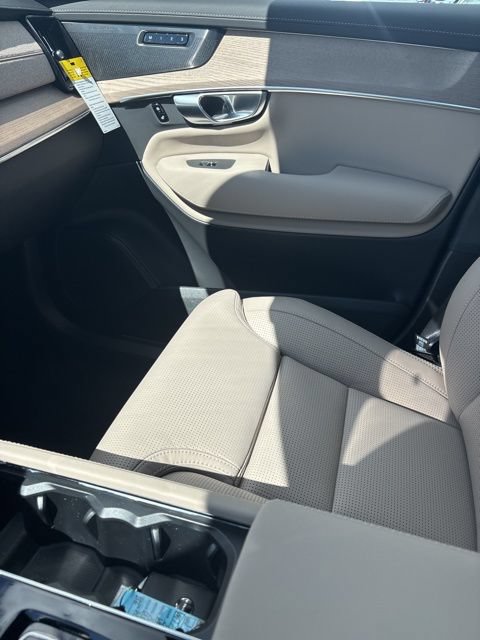 New 2026 Volvo XC90 B6 Ultra AWD/4WD image 24