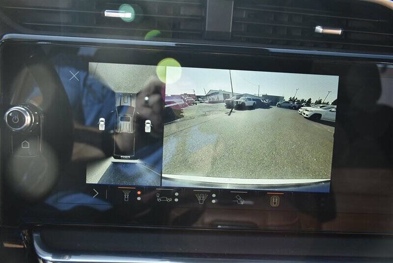 Used 2024 GMC Sierra 3500 Denali Ultimate image 23