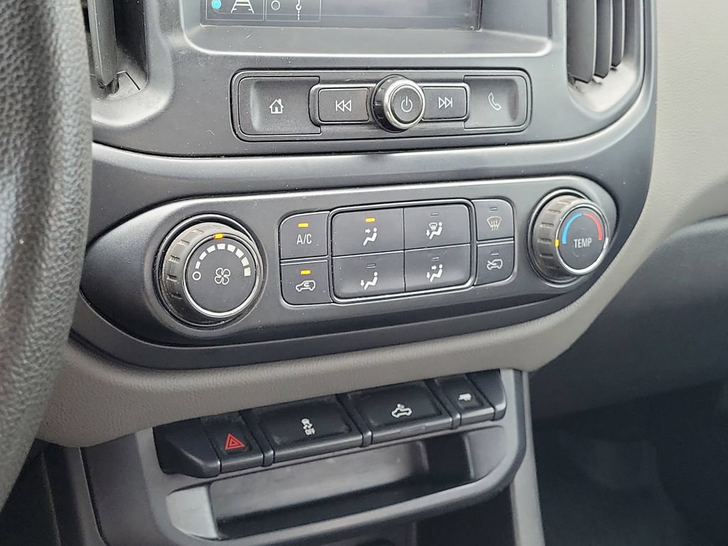 Used 2018 Chevrolet Colorado W/T w/ WT Convenience Package RWD image 28