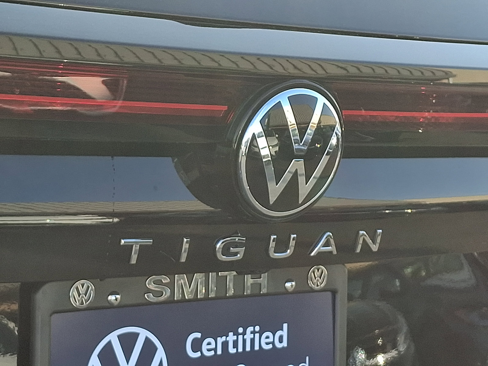 Certified 2025 Volkswagen Tiguan S image 29