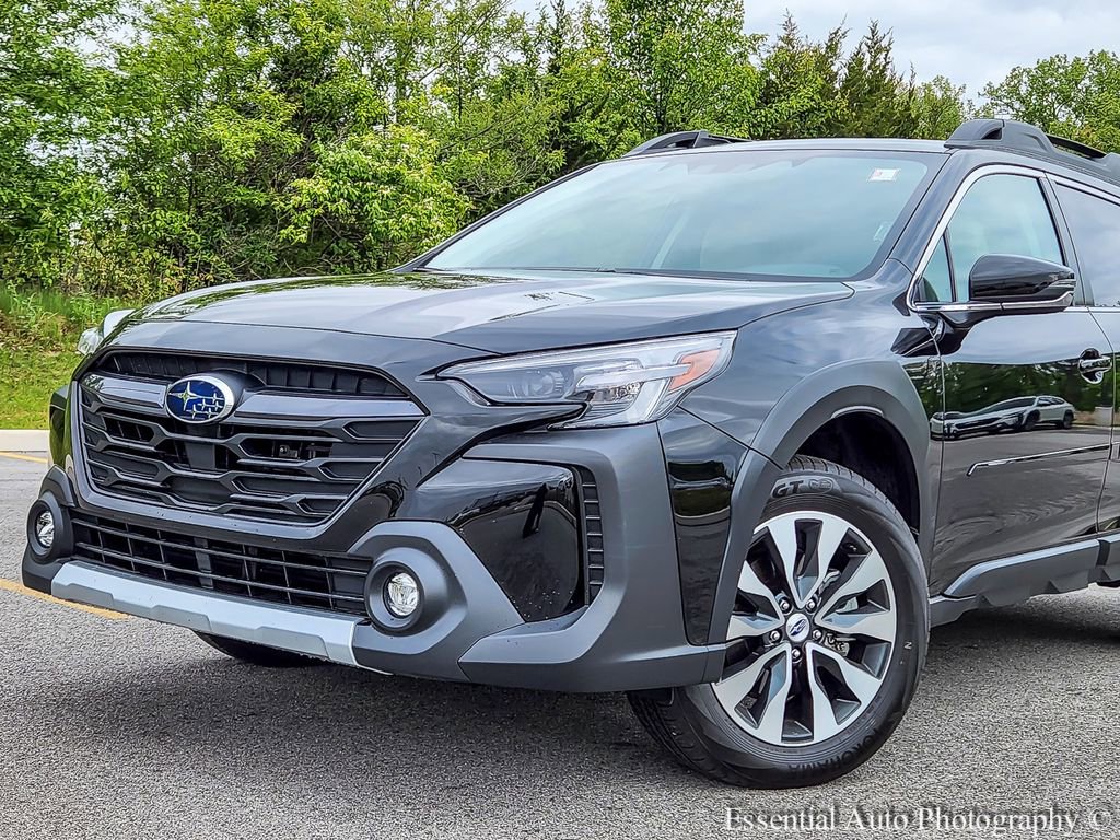 Used 2023 Subaru Outback Limited AWD/4WD image 2