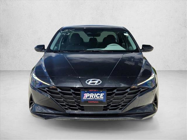 Used 2023 Hyundai Elantra SEL w/ Convenience Package FWD video 2