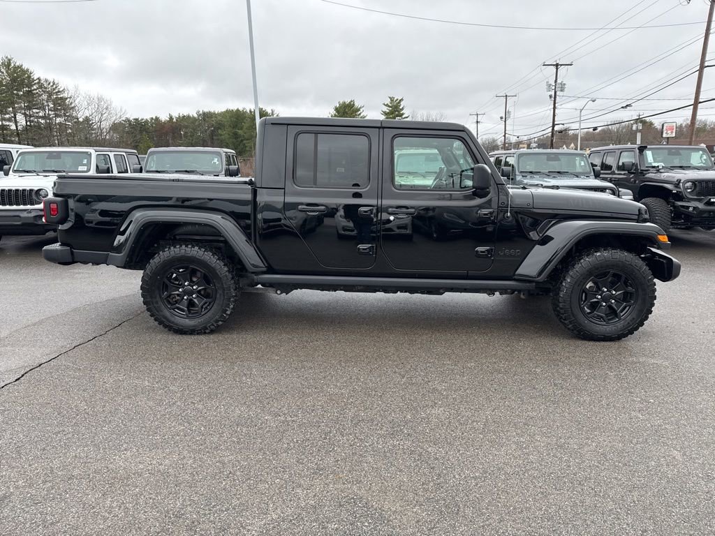 Certified 2023 Jeep Gladiator Willys image 6