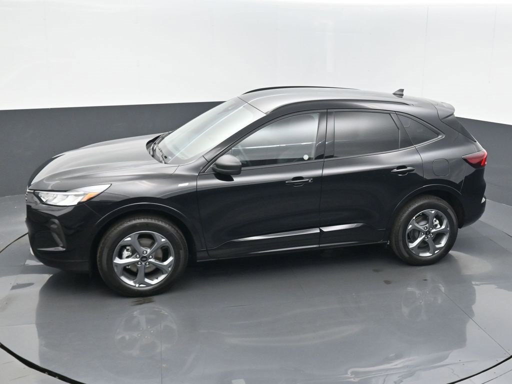 Used 2024 Ford Escape ST-Line image 12