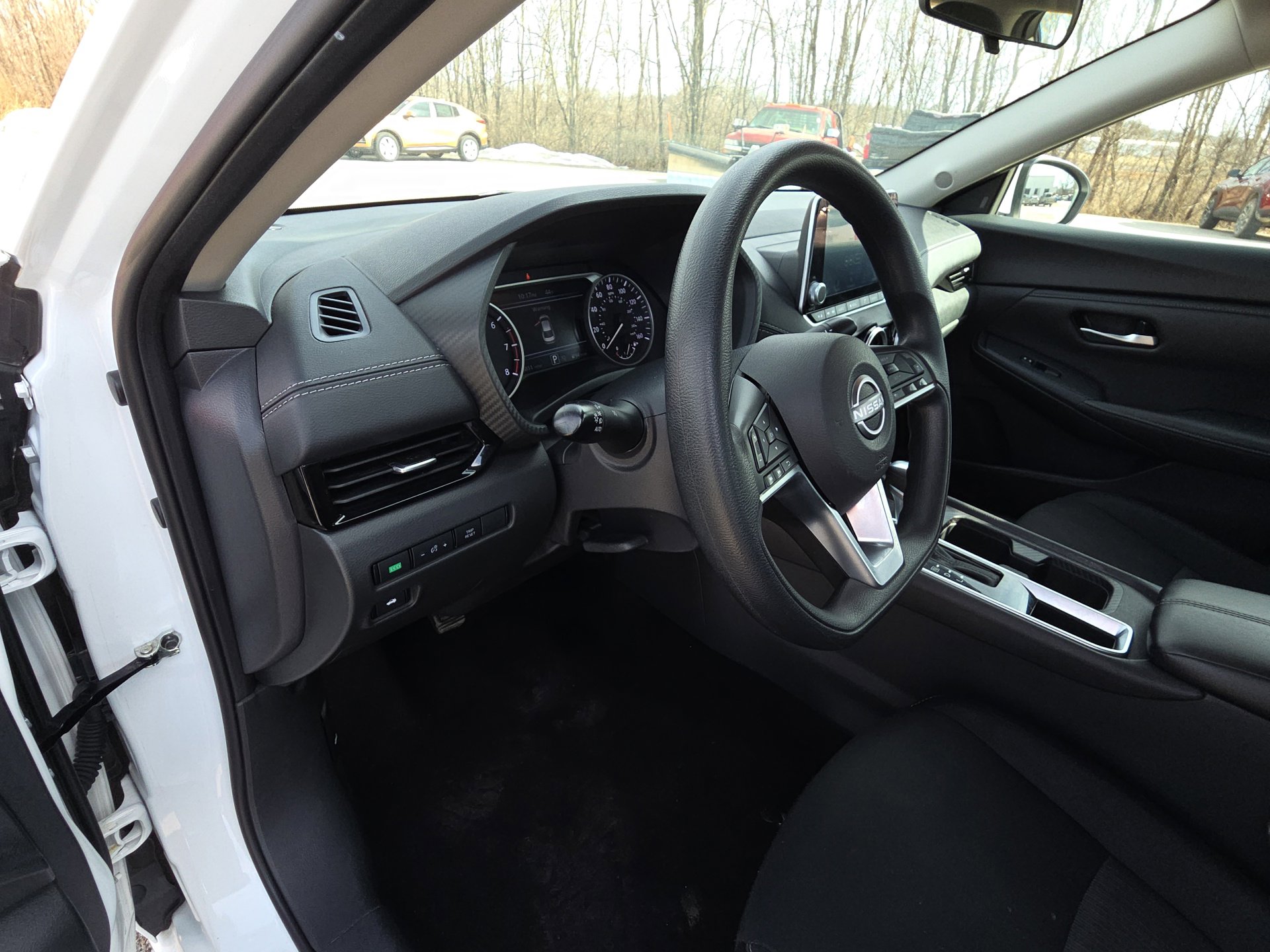 Used 2024 Nissan Sentra SV image 14