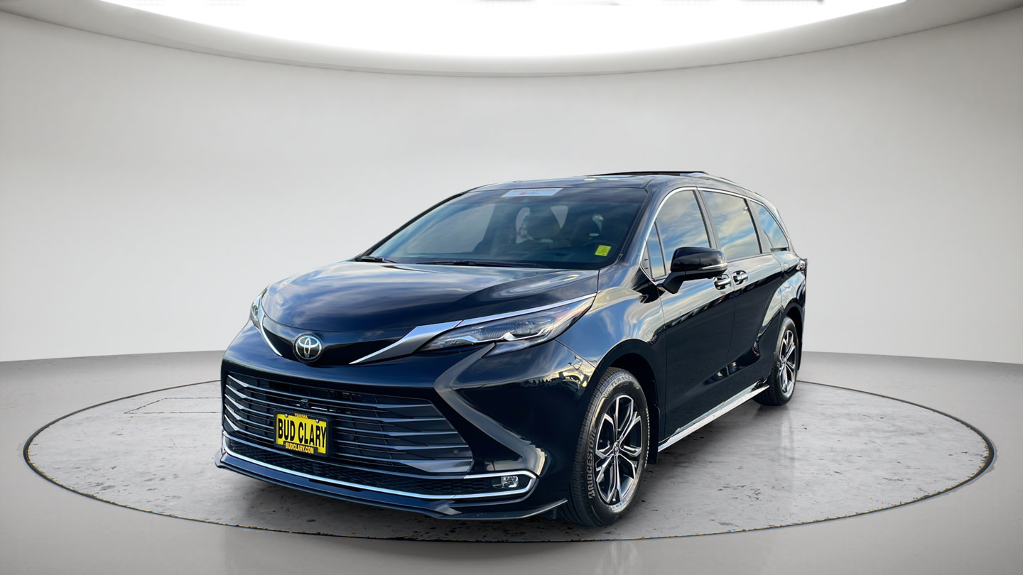 Certified 2026 Toyota Sienna Platinum