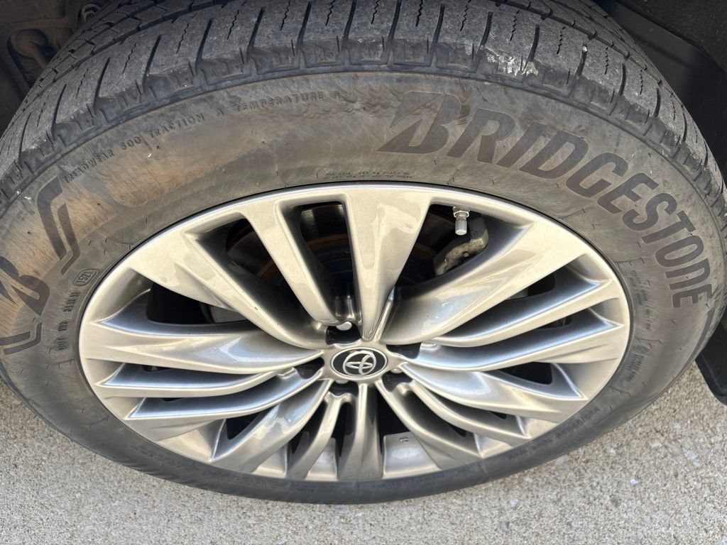 Used 2021 Toyota Highlander Platinum AWD/4WD image 8