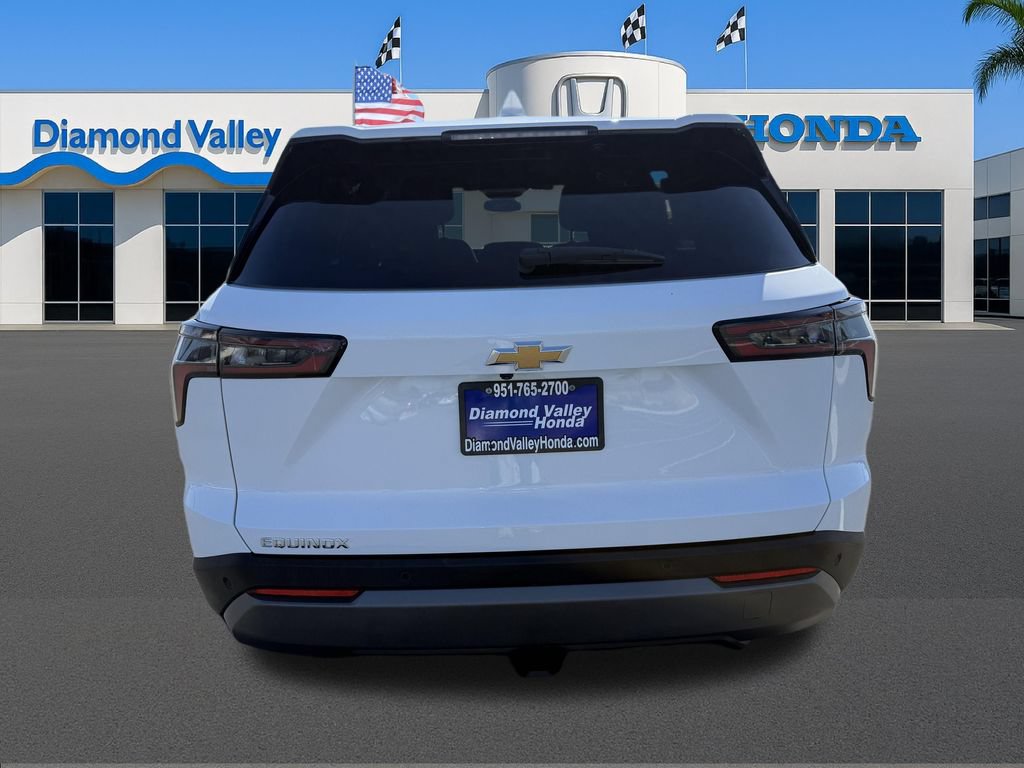 Used 2026 Chevrolet Equinox LT w/ Convenience Package II FWD image 5