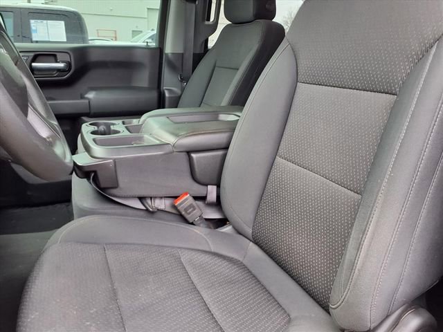 Used 2020 Chevrolet Silverado 1500 Custom Trail Boss w/ Custom Convenience Package image 3