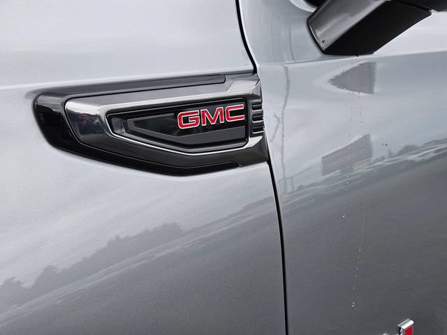 New 2026 GMC Yukon AT4 AWD/4WD image 11