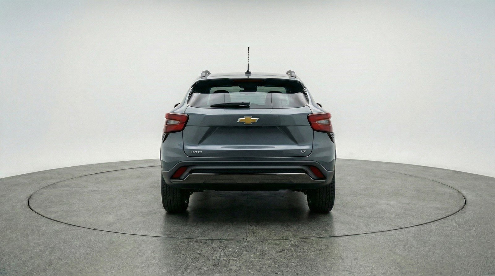 Used 2025 Chevrolet Trax LT image 7