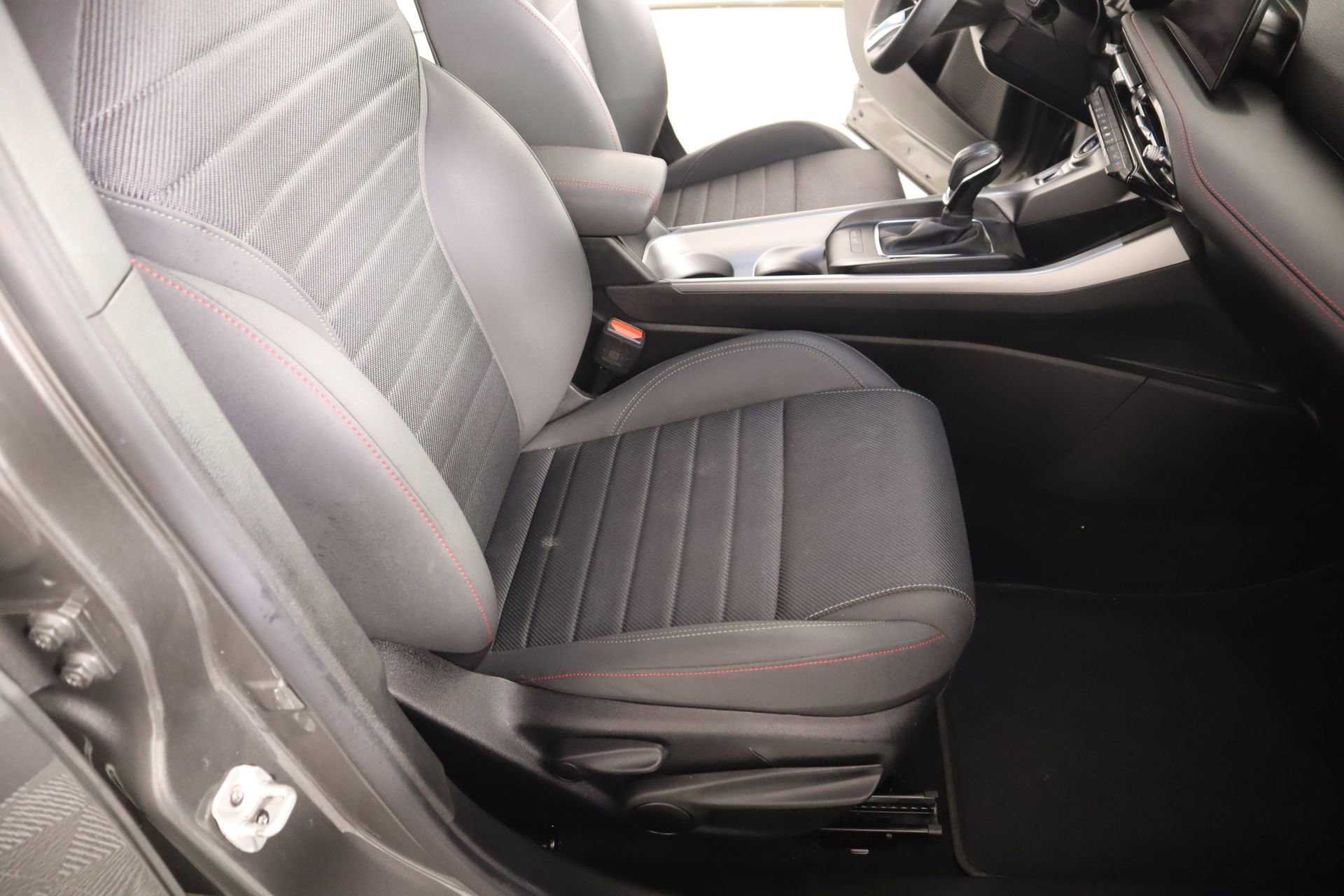 Used 2024 Dodge Hornet GT image 12