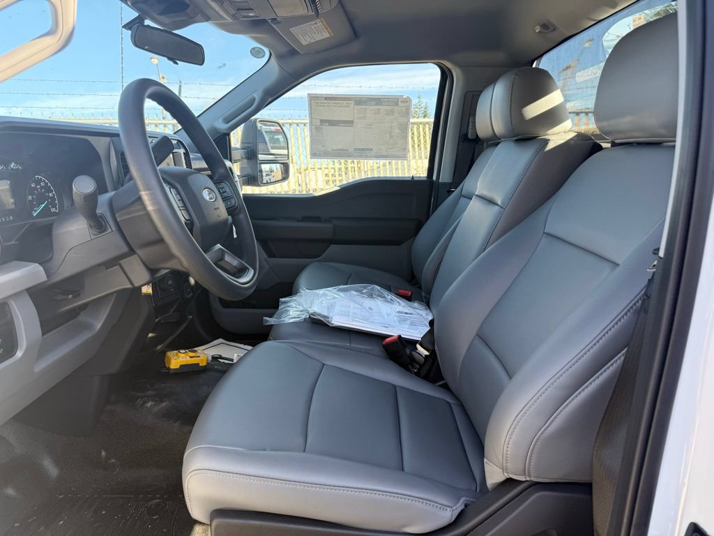 New 2025 Ford F450 XL w/ XL Chrome Package AWD/4WD image 12