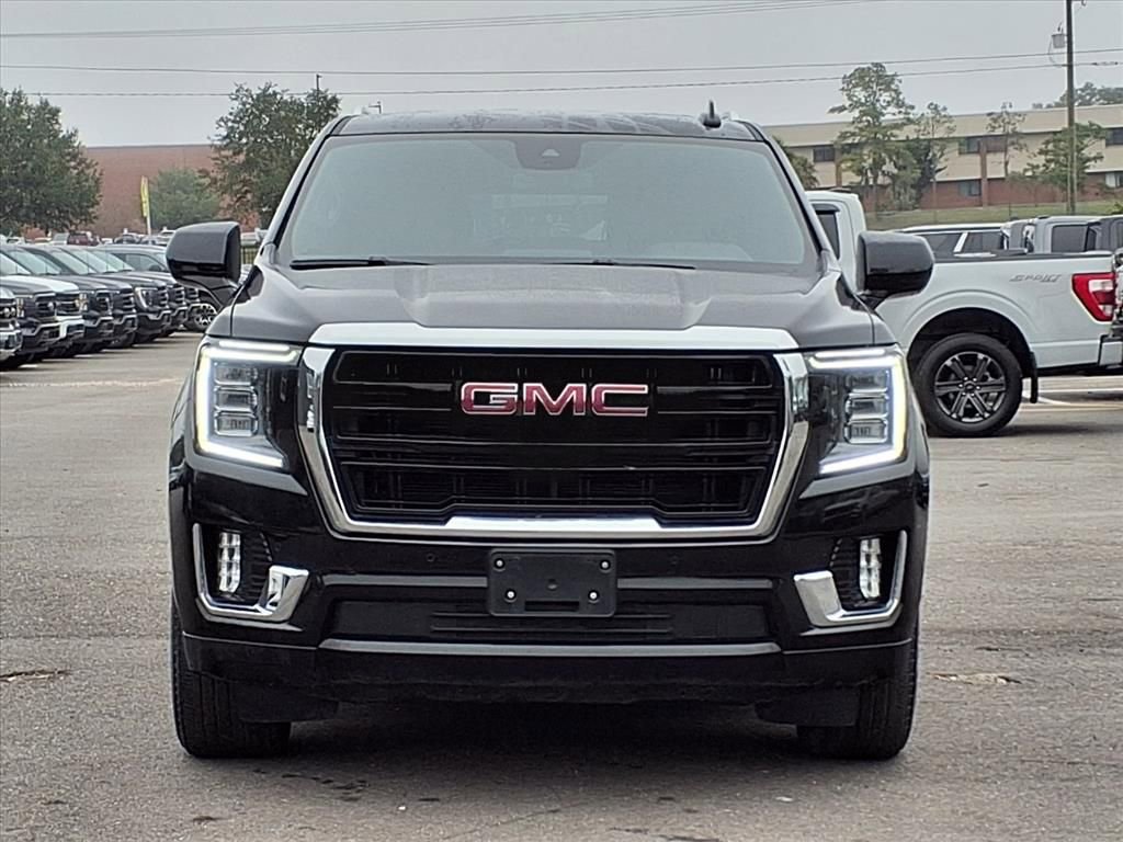 Used 2024 GMC Yukon XL SLE image 2
