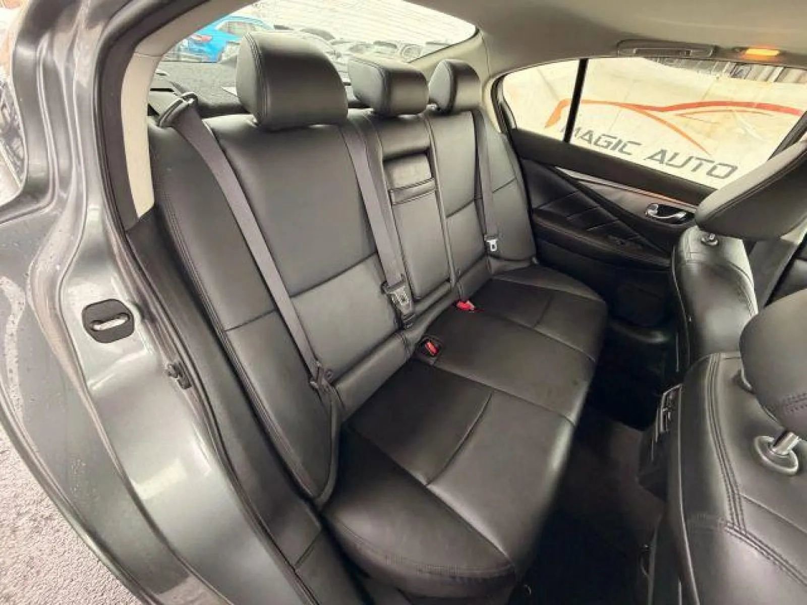 Used 2015 INFINITI Q50 Premium w/ Navigation Package image 24