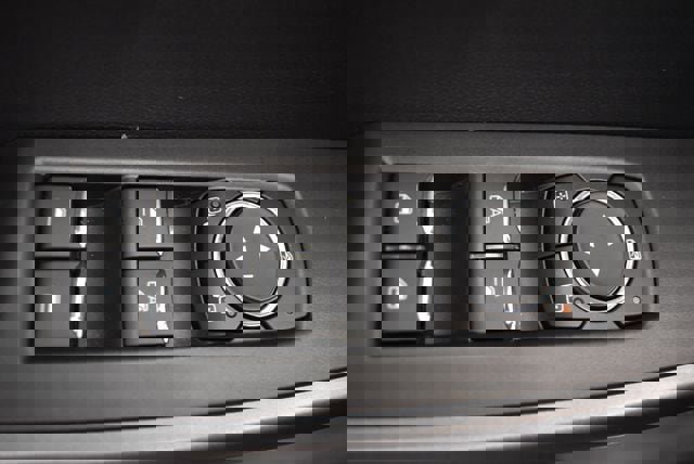 Used 2025 Ford F250 XL w/ STX Appearance Package image 21