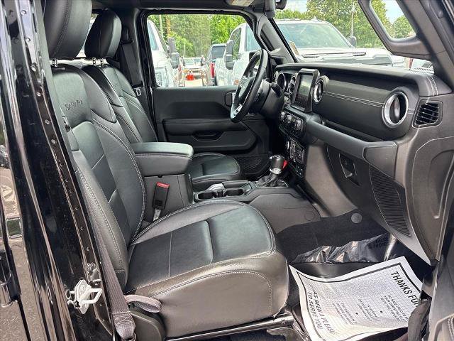 Used 2022 Jeep Wrangler Unlimited Sahara AWD/4WD image 7